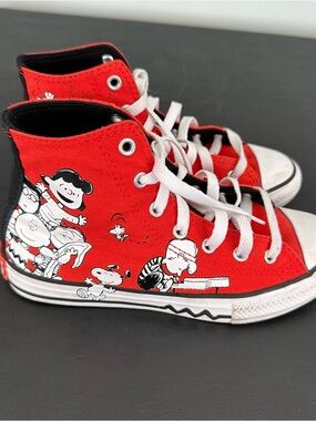 Peanuts Snoopy Charlie Brown Converse shoes